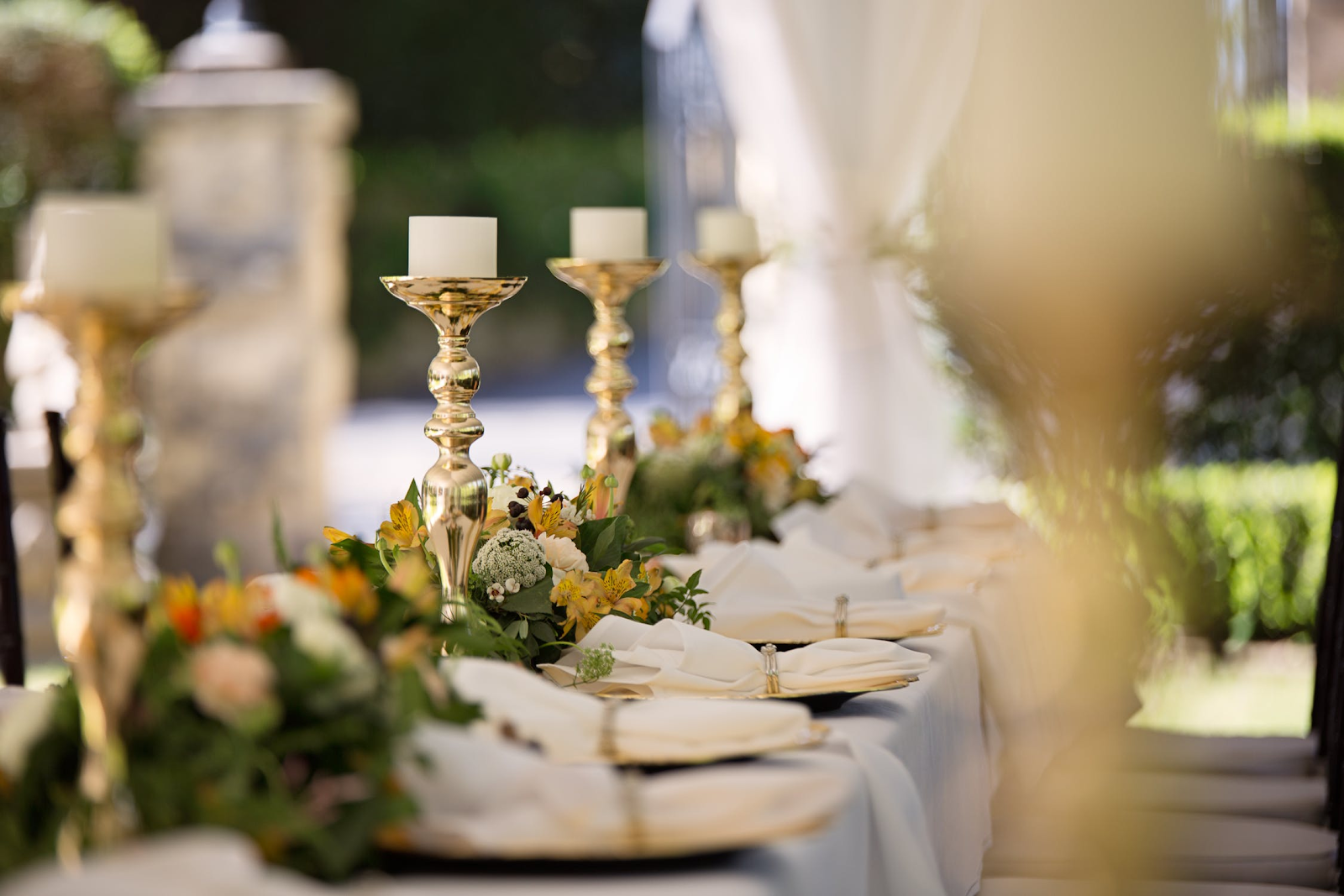 Reception invitations: table setting with candles and flowers